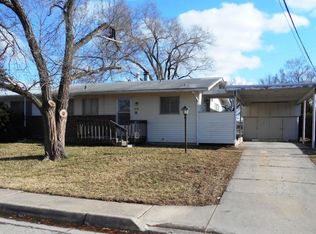 1309 SW Clearview Ln, Topeka, KS 66619