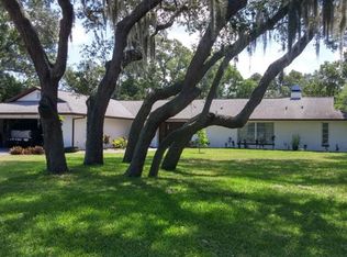 1107 Carlton Rd, Tarpon Springs, FL 34689