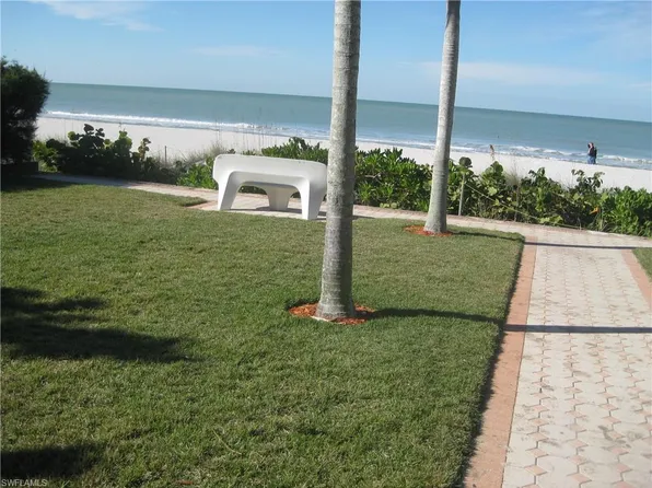 217 8th AVE S #217A, NAPLES, FL 34102