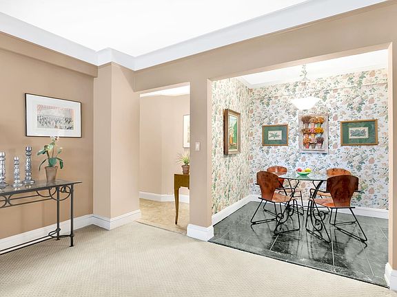 2nd image of 227 E 57th St APT 4D