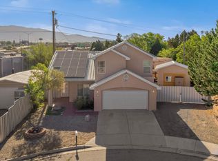 1934 Bryn Mawr Dr NE, Albuquerque, NM 87106