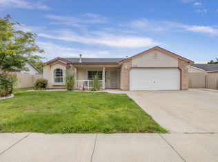 712 W White Fang St, Kuna, ID 83634