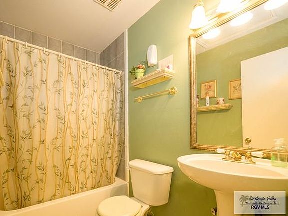 4th image of 2410 Encino Ct