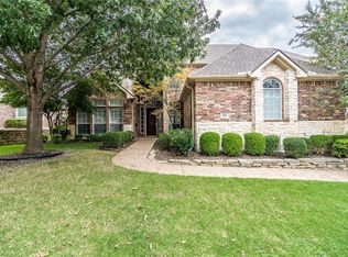 806 Hills Creek Dr, McKinney, TX 75072