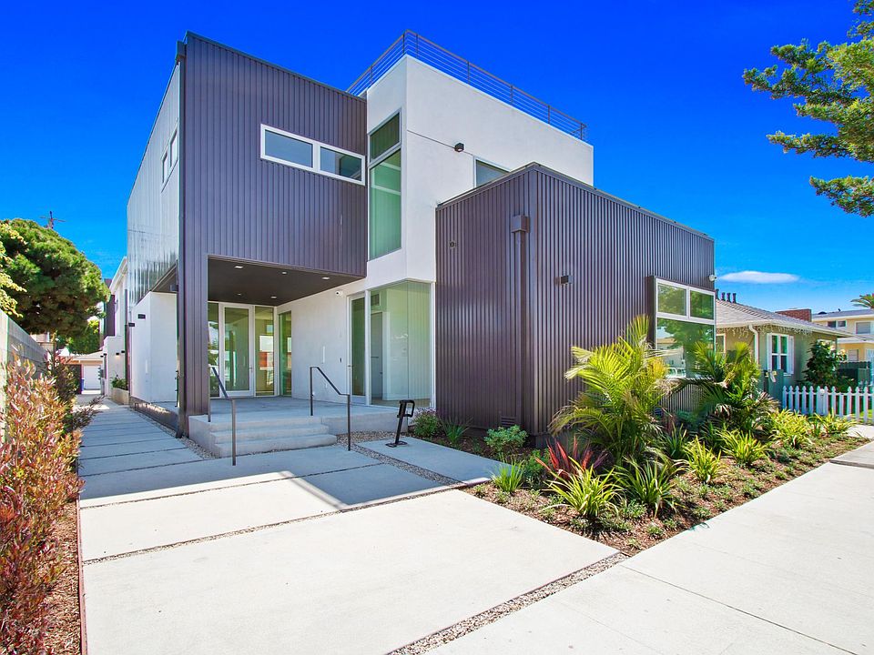 1st image of 2318 Ocean Park Blvd Unit A