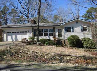 25 S Badalona Dr, Hot Springs Village, AR 71909