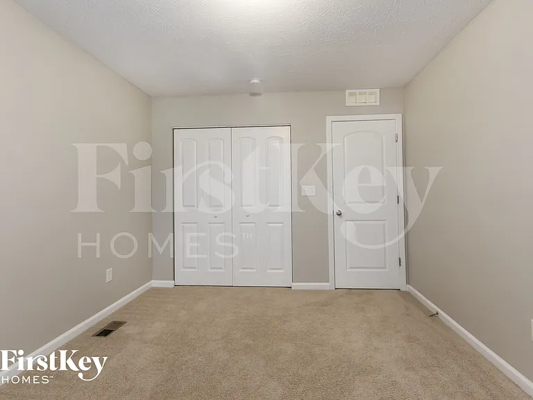 5776 Bluff View Ln — Photo 13