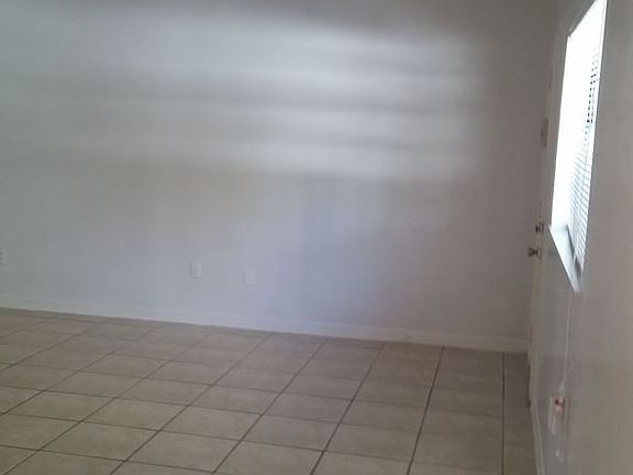 4th image of 4216 S Manhattan Ave APT 110