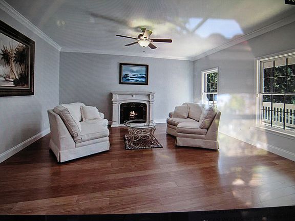 5th image of 5091 Sycamore Dr