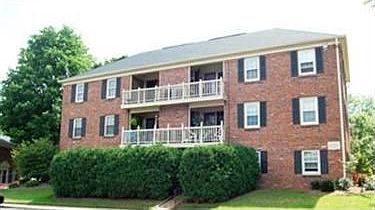 1st image of 47 Berkshire Ct