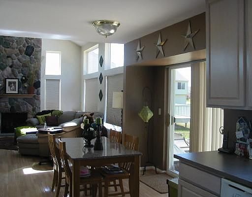 5th image of 7044 Amberly Way