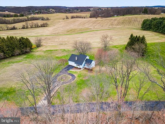 2nd image of 1603 Richardson Rd