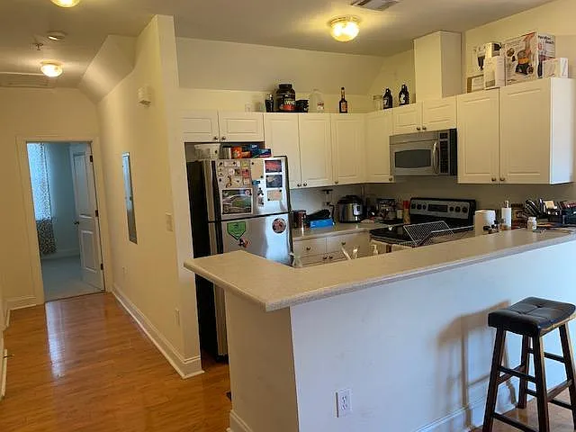 325 Landing Dr — Photo 6