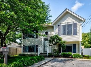 8 Standring St, Cumberland, RI 02864