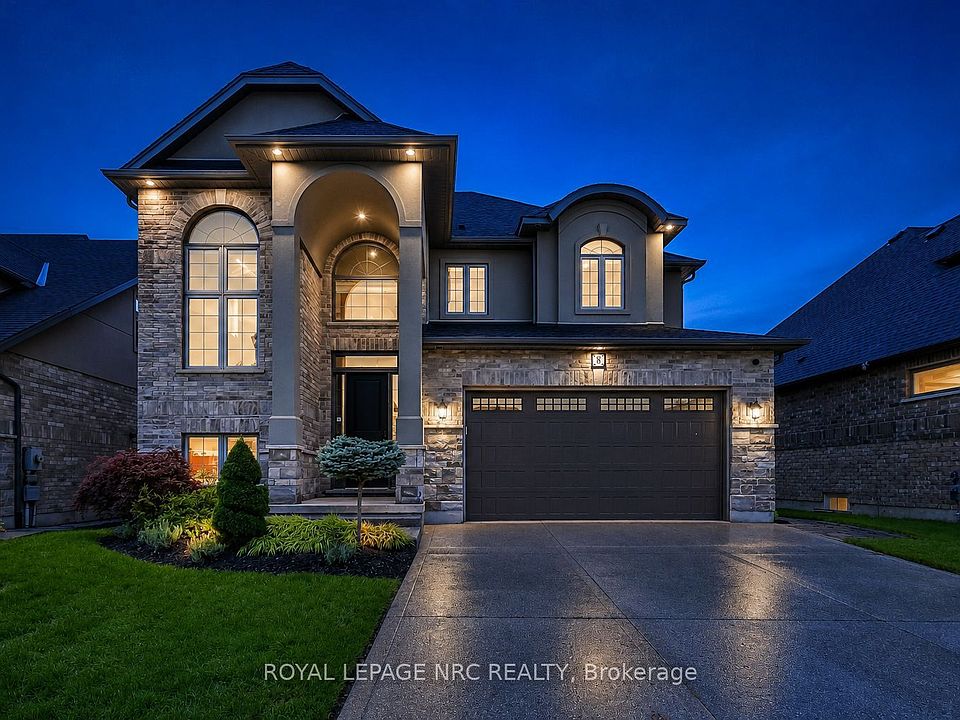 1st image of 8 Tuscany Ct