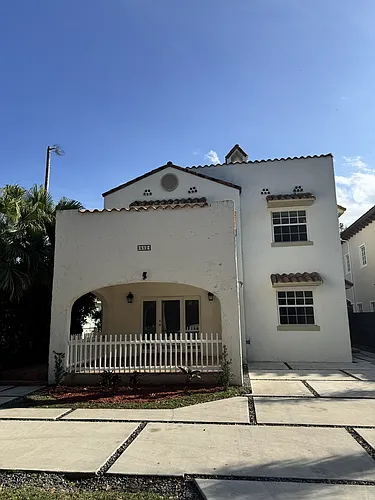 502 Madeira Ave #A Photo 1 502 Madeira Ave #A Photo 1