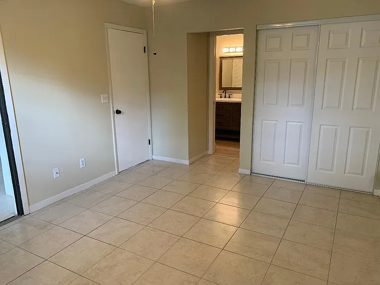 5794 SE Mitzi Ln — Photo 7