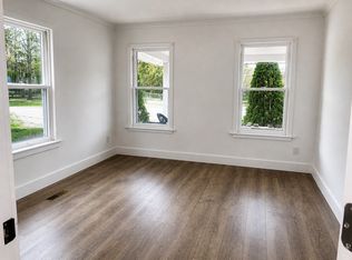 21 Mohican St #1, Lake George, NY 12845