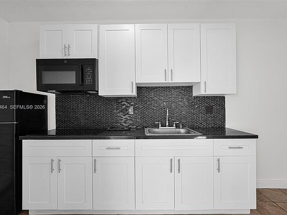 3rd image of 14500 NE 2nd Ave #3