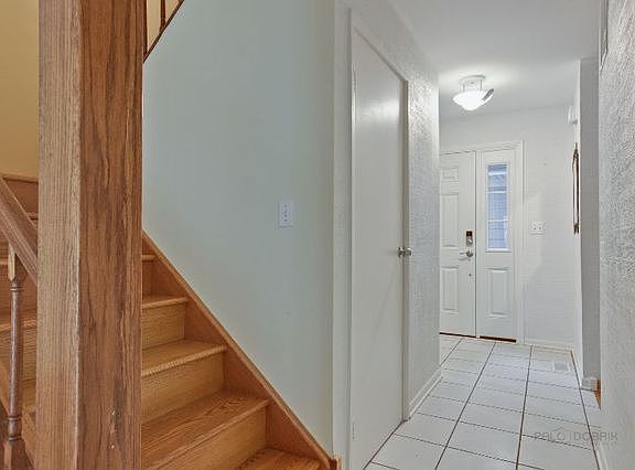 3rd image of 852 Swallow St #0