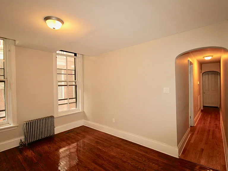 1616 Green St — Photo 6