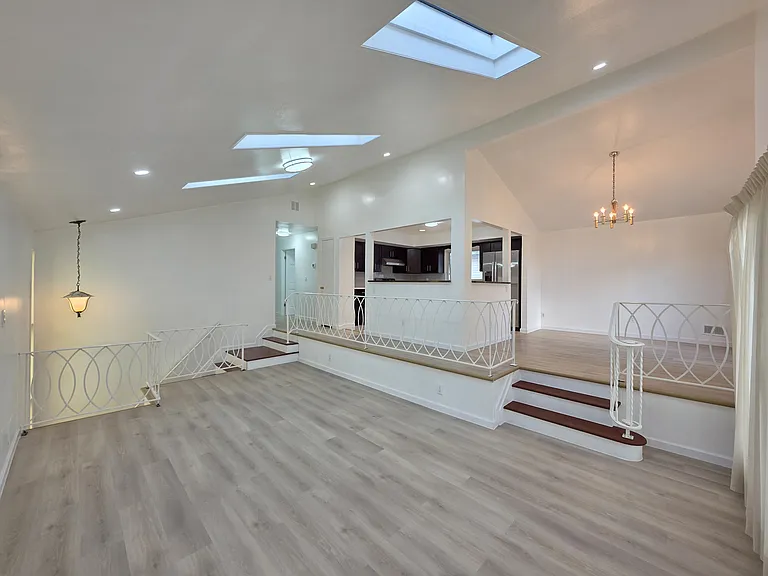 68 Cranford St #2 — Photo 6