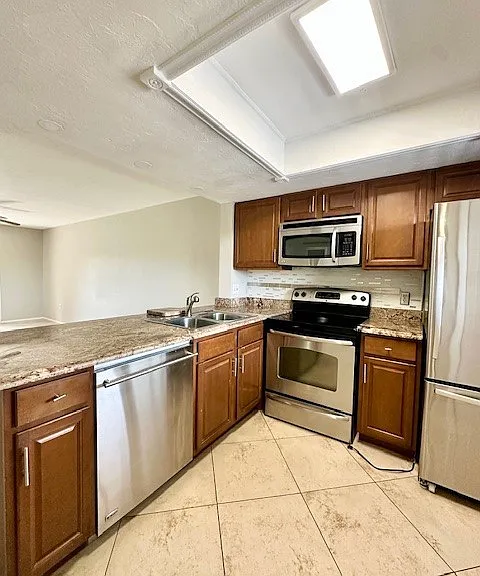 4790 S Cleveland Ave #207 — Photo 6