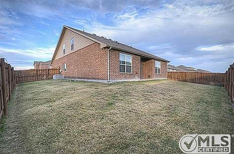 3rd image of 3900 Hanna Rose Ln