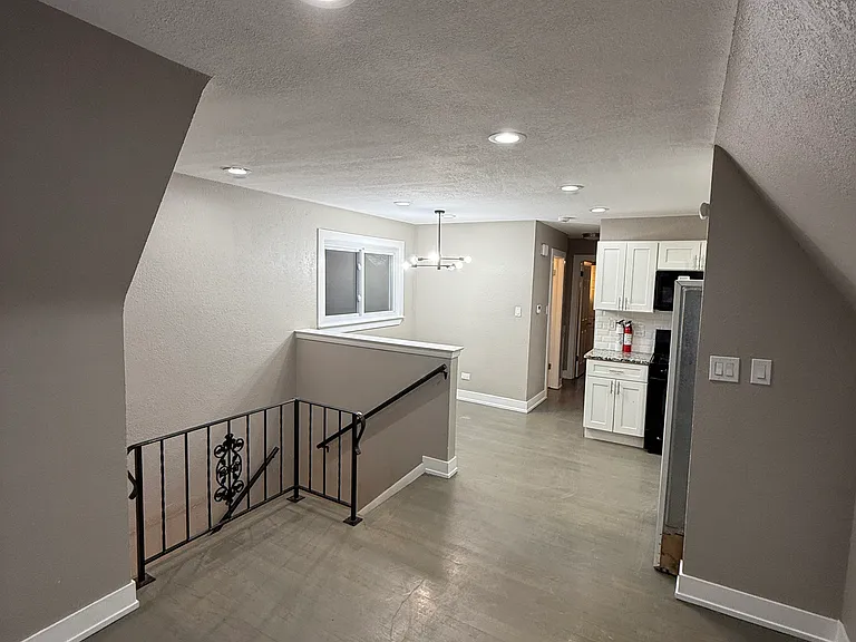 1514 East Ave #2 — Photo 2