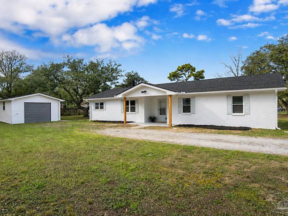 3rd image of 5621 Galvez Rd