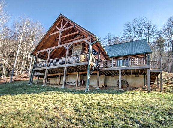 3rd image of 431 Townsend Ln