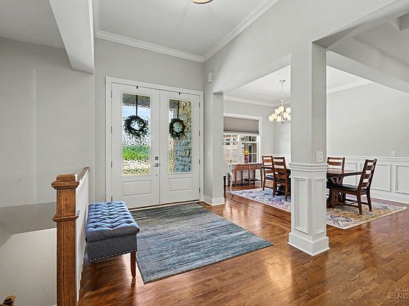 4th image of 6320 Evergreen Ln
