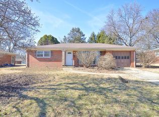 121 Brittany Ln, Belleville, IL