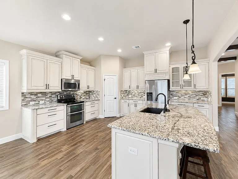 1609 Calvin Loop — Photo 9