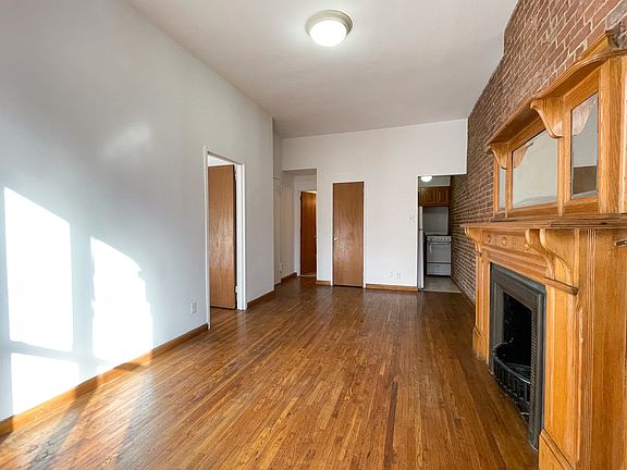 3rd image of 127 W 81st St APT 3A