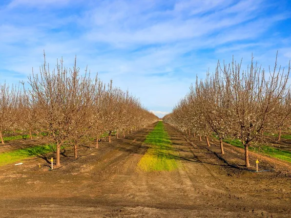 4912 Hultberg Rd, Turlock, CA 95380