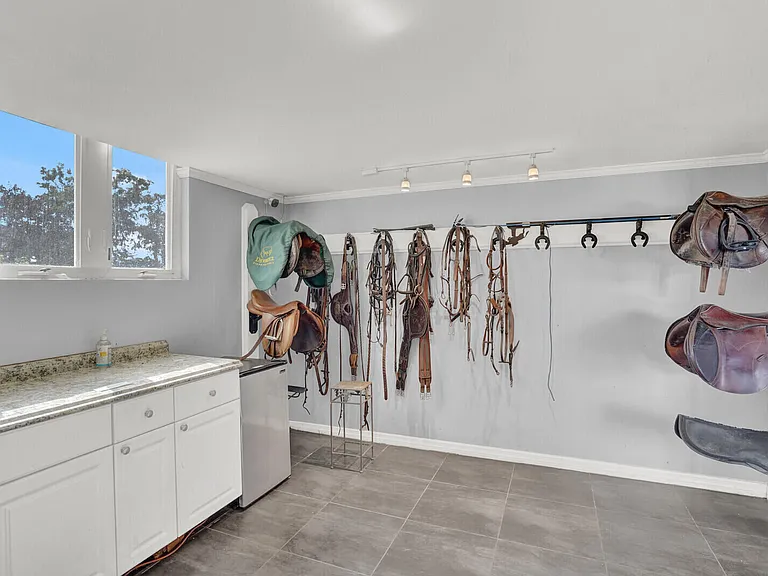 11231 Ira Ln — Photo 20