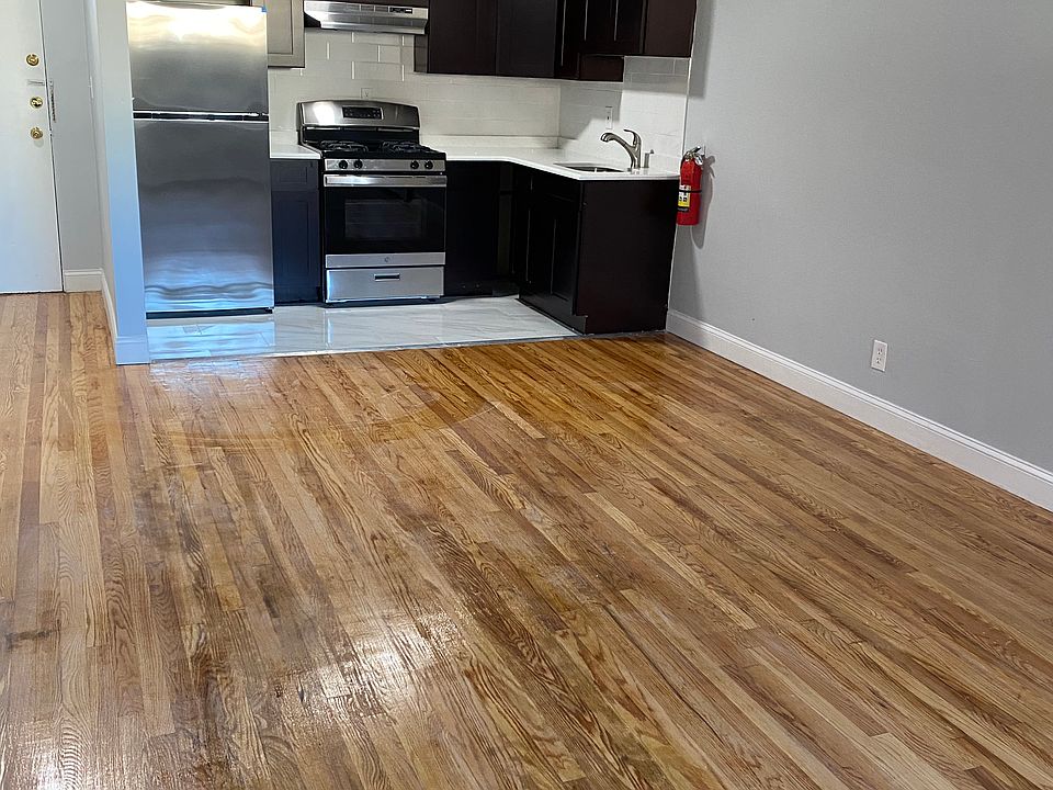 1st image of 300 Westfield Ave E #2