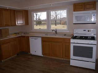 3833 15th St, Moline, IL 61265