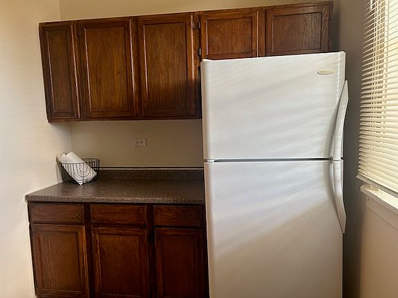 5th image of 8120 S Vernon Ave #3