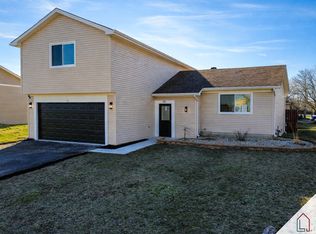 50 Willow Rd, Matteson, IL 60443