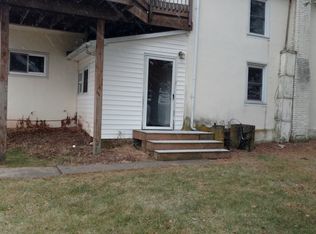 1106 Richlandtown Rd, Quakertown, PA 18951