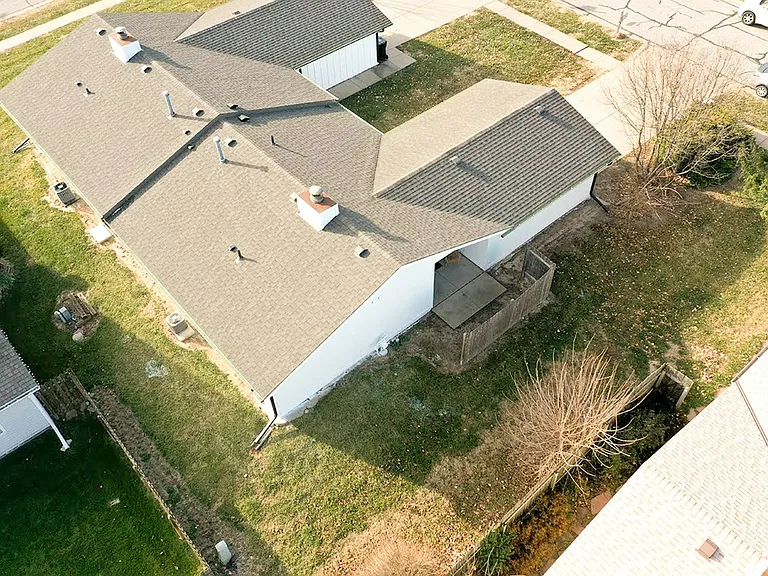 2318 SW 19th St — Photo 30
