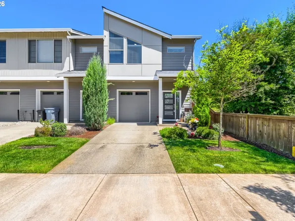 12734 SE Zion St, Damascus, OR 97089