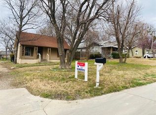207 E 3rd St, Prosper, TX 75078