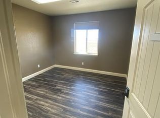 1800 Edinburgh St #1S, Rawlins, WY 82301