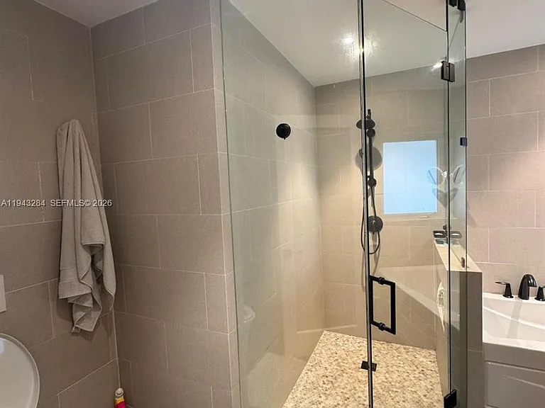 16440 Ruby Lake — Photo 6