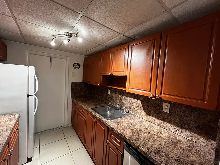 13890 SW 90th Ave #107 — Photo 2