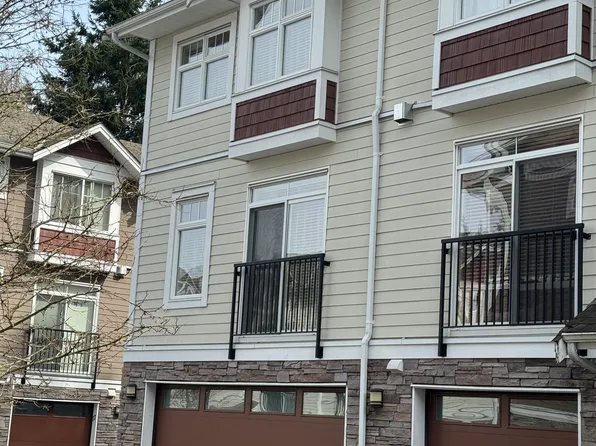2689 Parkway Dr #19, Surrey, BC V4P 0C3