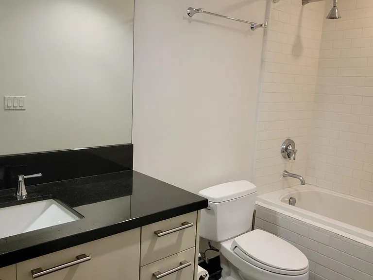 416 S Spring St #510 — Photo 11